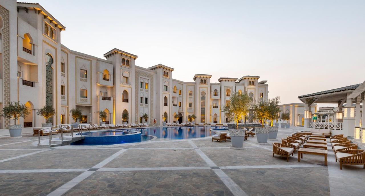 Ezdan Palace Hotel Доха Екстериор снимка The Ritz-Carlton, Al Hamra