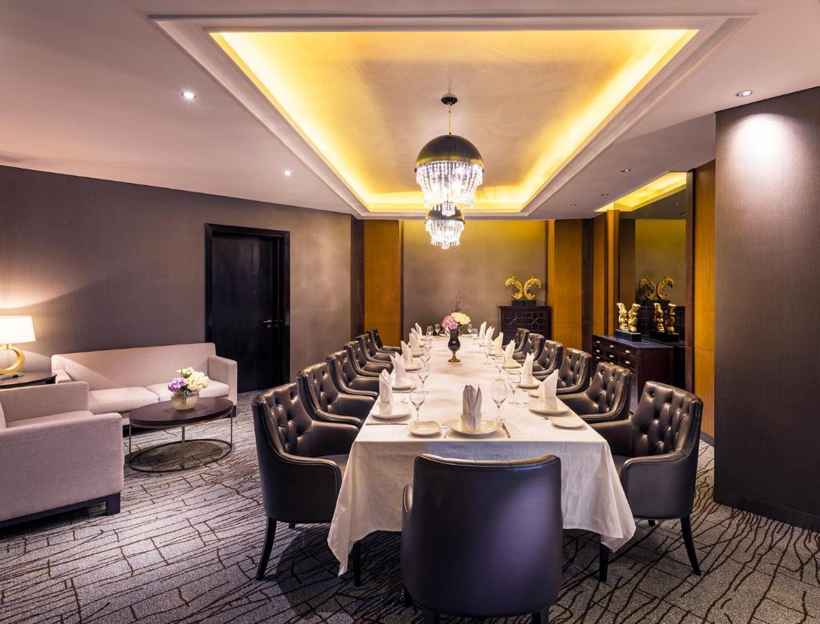 Ezdan Palace Hotel Доха Екстериор снимка The Royal Suite