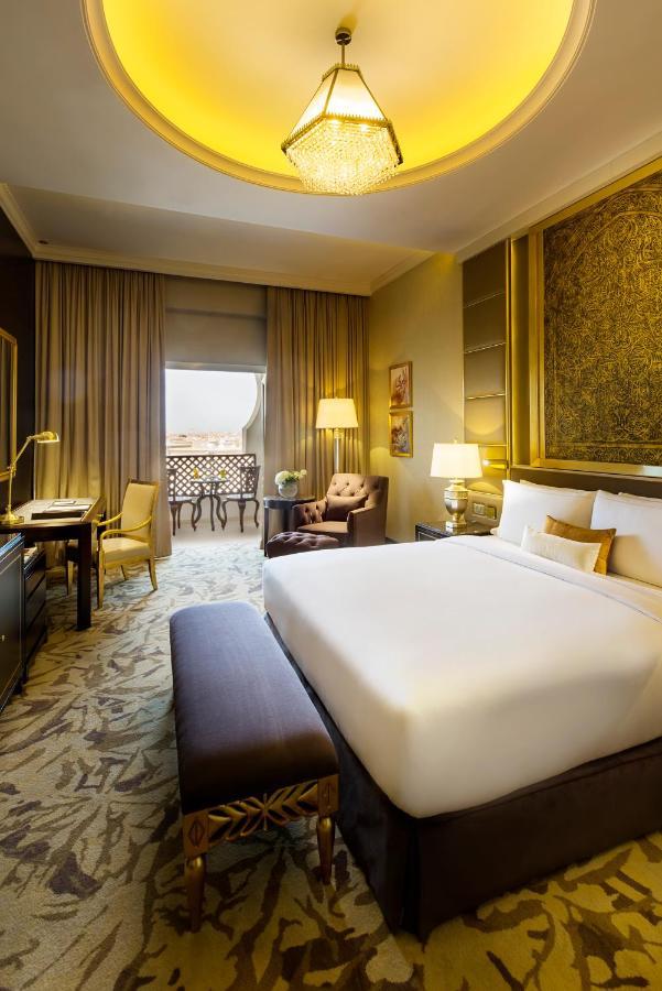 Ezdan Palace Hotel Доха Екстериор снимка Deluxe Room