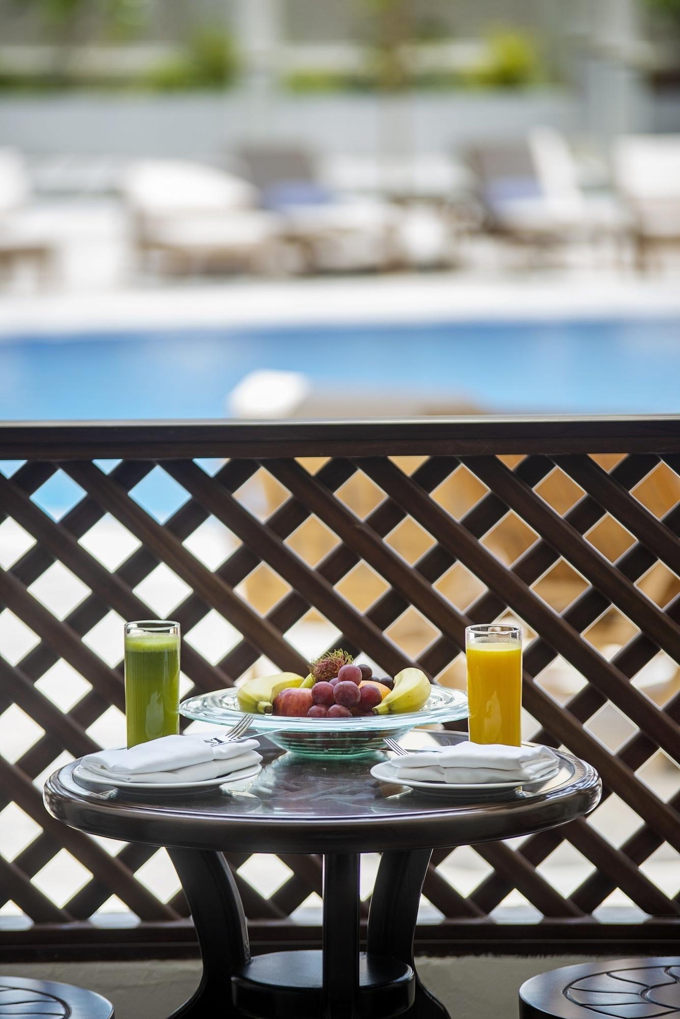 Ezdan Palace Hotel Доха Екстериор снимка Juice fasting
