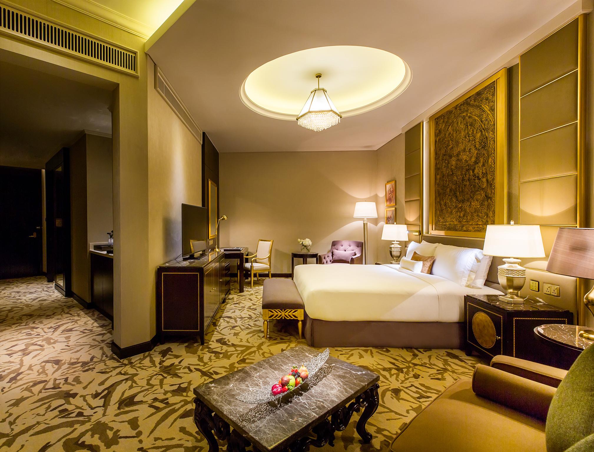 Ezdan Palace Hotel Доха Екстериор снимка A suite at the hotel